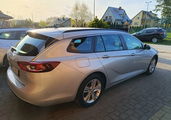 Opel Insignia cena 68900 przebieg: 117000, rok produkcji 2019 z Chełm małe 667